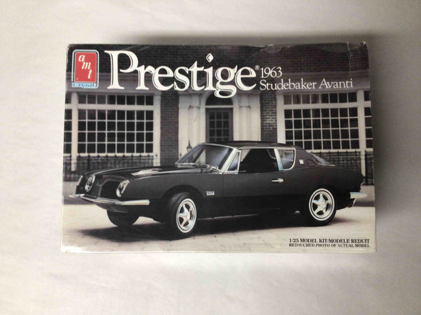 AMT6872  - AMT 1/25 1963 Studebaker Avanti Prestige