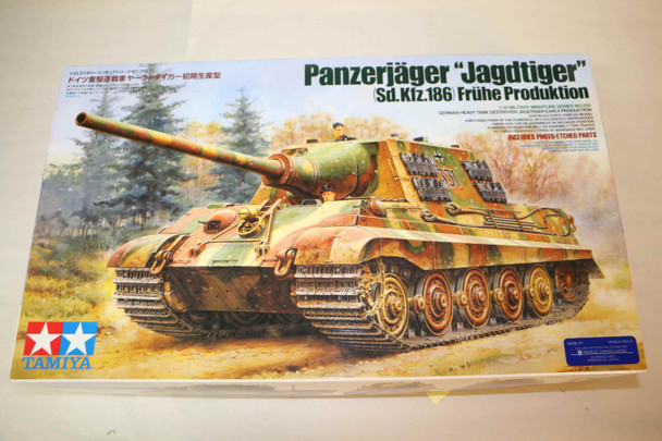 TAM35295 - Tamiya - 1/35 Jagdtiger - Fruhe Production - WWHP112711