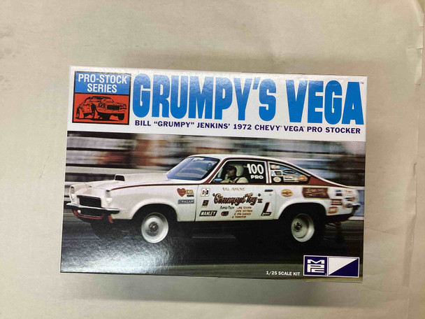 MPC877/12 - MPC 1/25 Pro-Stock Series Grumpy's Vega - WWHP112721