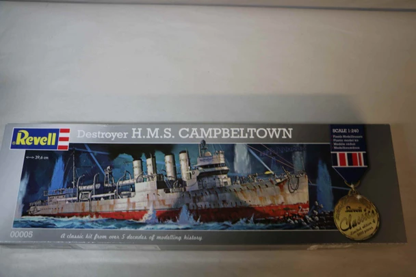 RAG00005 - Revell - 1/240 HMS Campbelltown Destroyer - WWHP111109