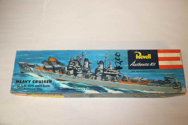 RMXH306 - Revell 1/483 Heavy Cruiser U.S.S. Los Angeles - WWHP111120