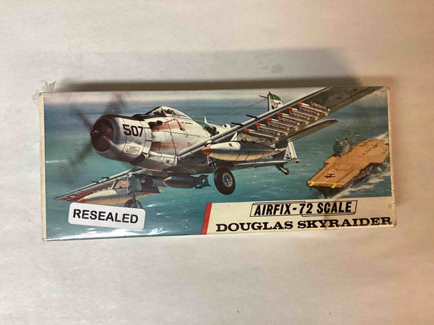 AIR260 - Airfix 1/72 Douglas Skyraider - WWHP111612