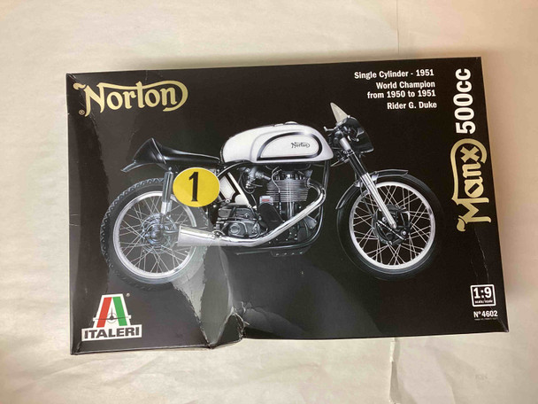 DP-ITA4602 - Italeri - 1/9 1951 Norton Manx 500 (Box Damaged)