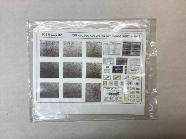 VERPPDA35-002 - Verlinden 1/35 Staff Maps, Road Maps, Aviation Maps, Planning Boards, Manuals