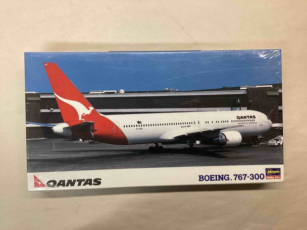 HAS10182 - Hasegawa 1/200 Qantas Boeing 767-300 - WWHP113360