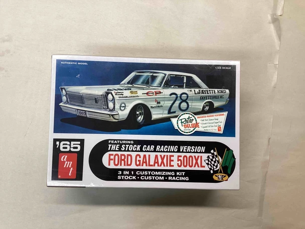 AMT723/12 - AMT 1/25 1965 Ford Galaxie 500XL 3'n 1 - WWHP113470