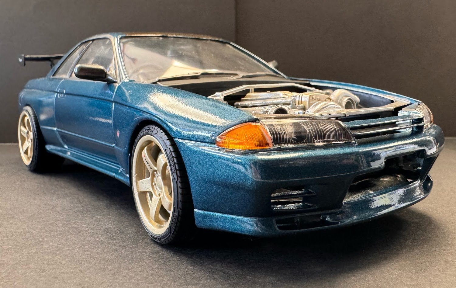Farhan's Tamiya R32 Skyline GT-R - hero three-quarter right shot