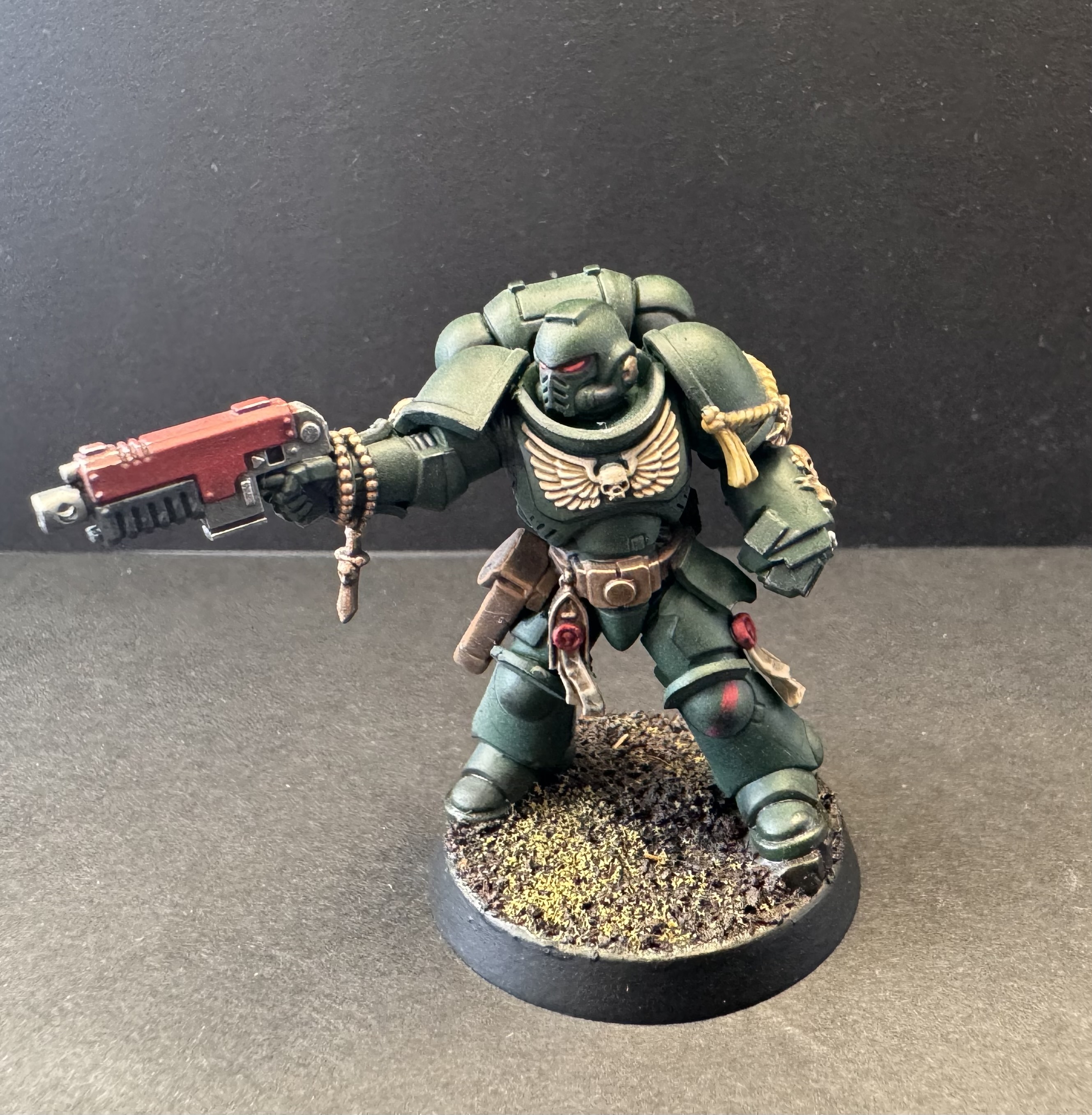 Open stance shooting pose - high lighting