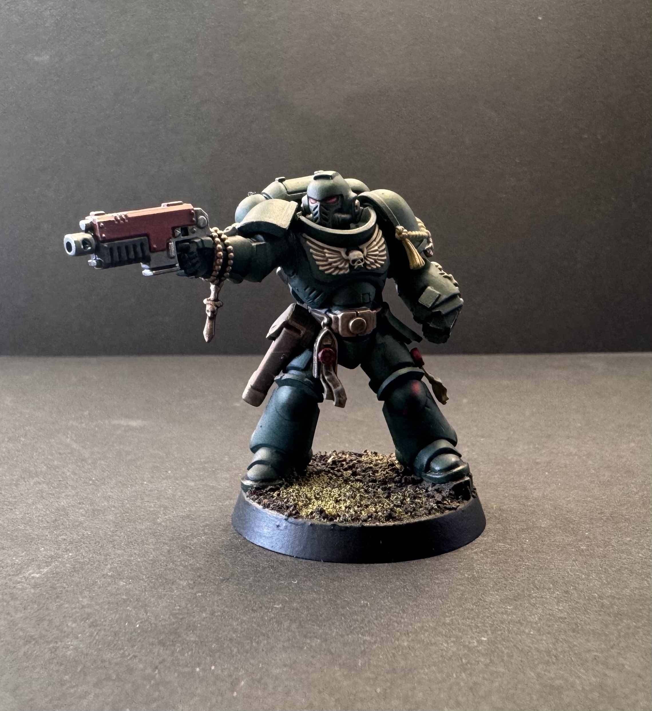 Open stance shooting pose - low lighting