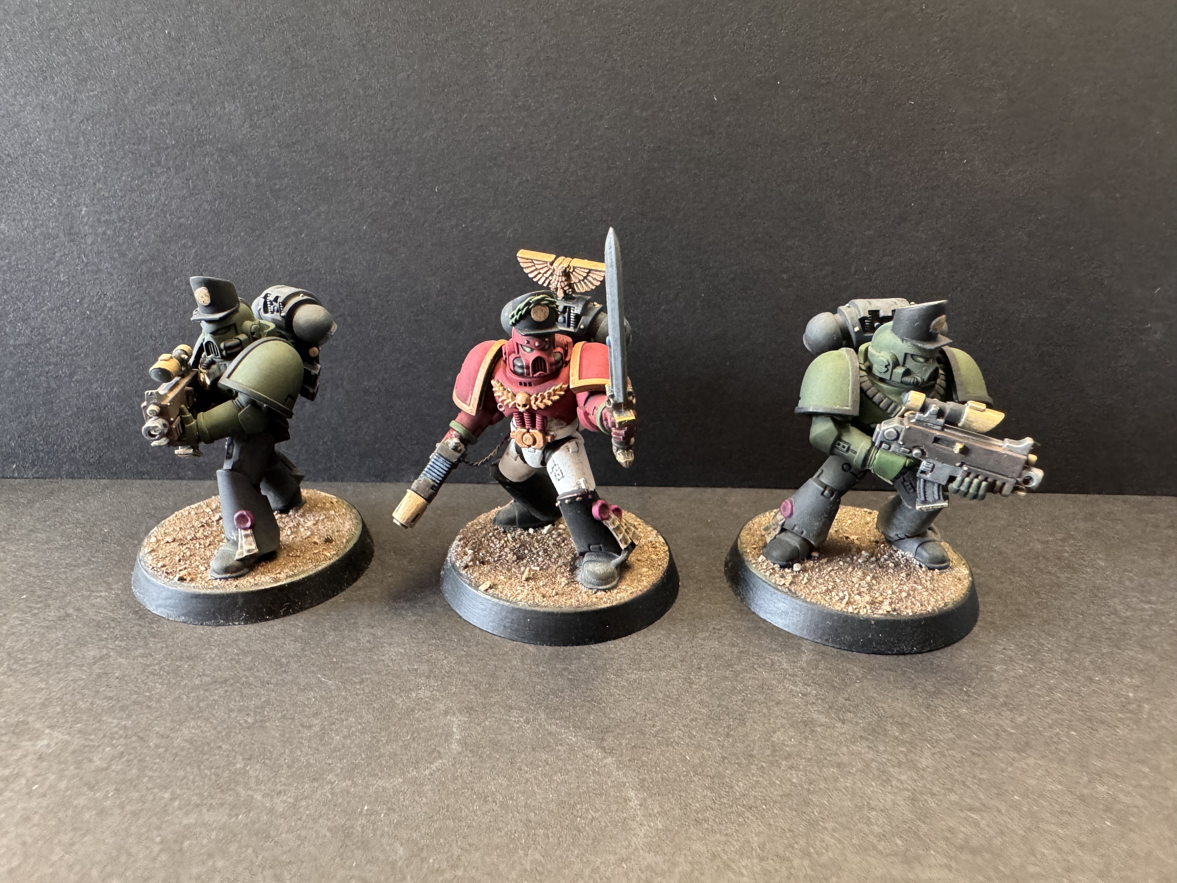 Lieutenant and his riflemen showing extra shiny gold