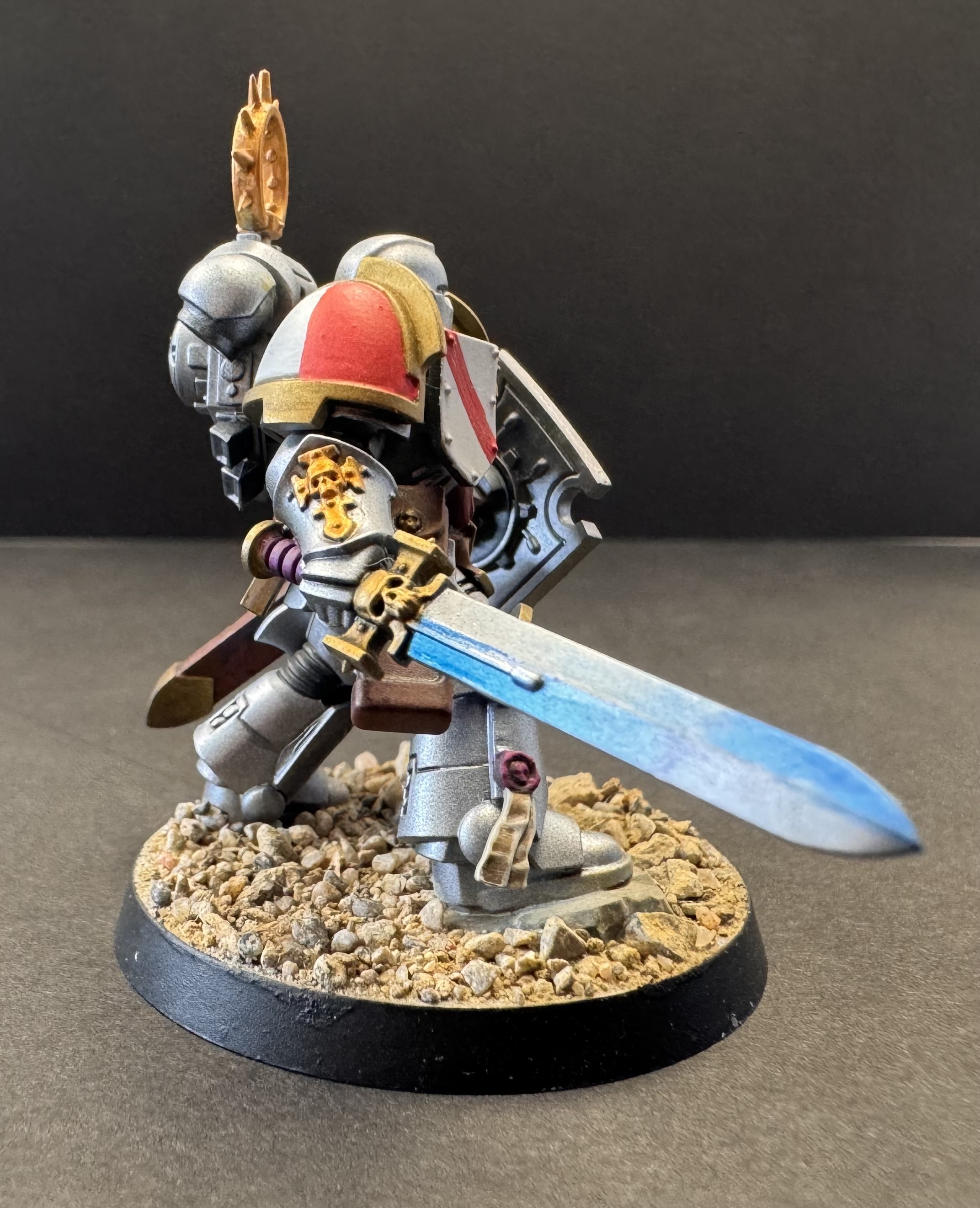 Side profile right - sword detail
