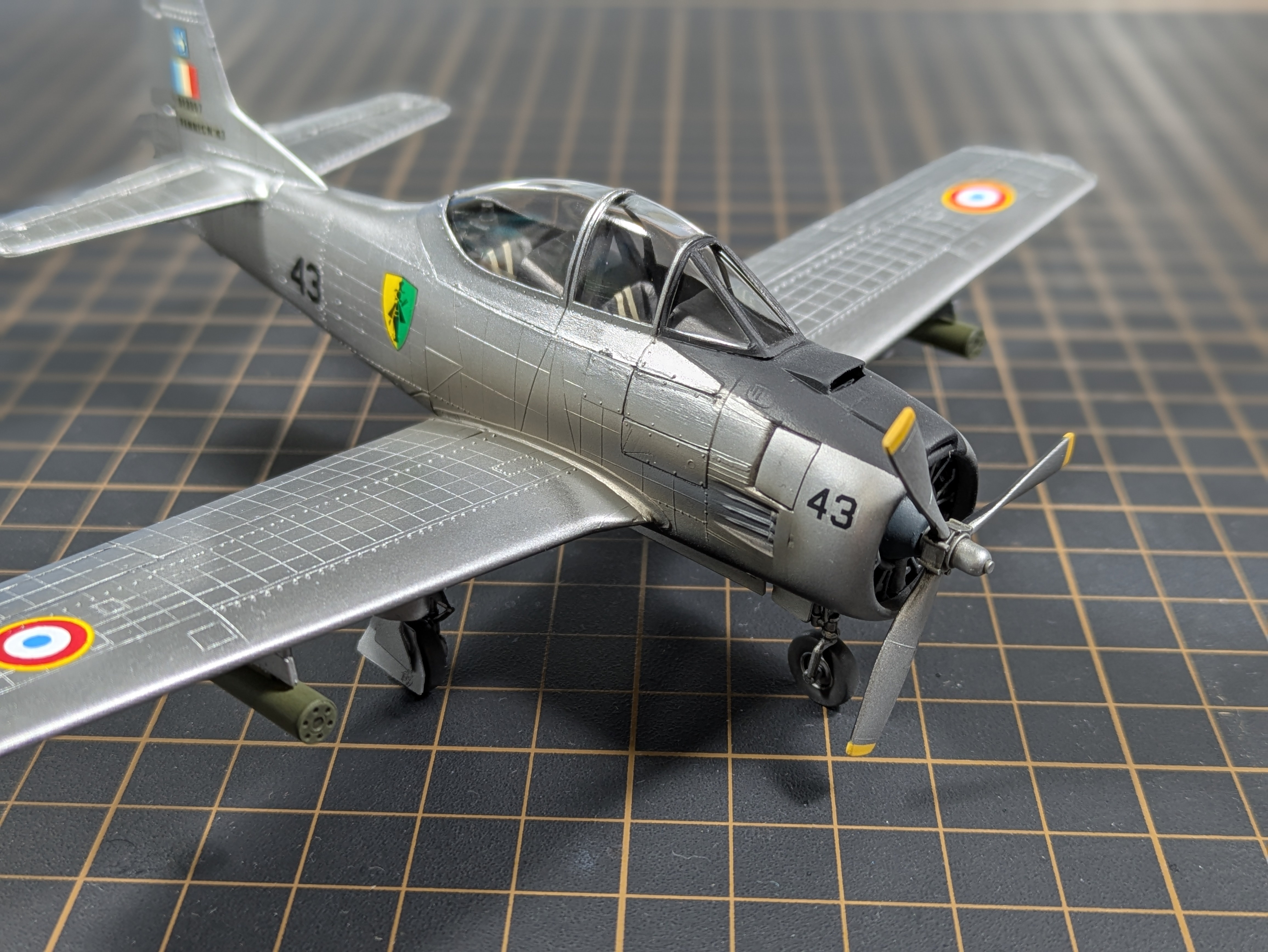 Front close-up three-quarter right - exhaust and weathering detail