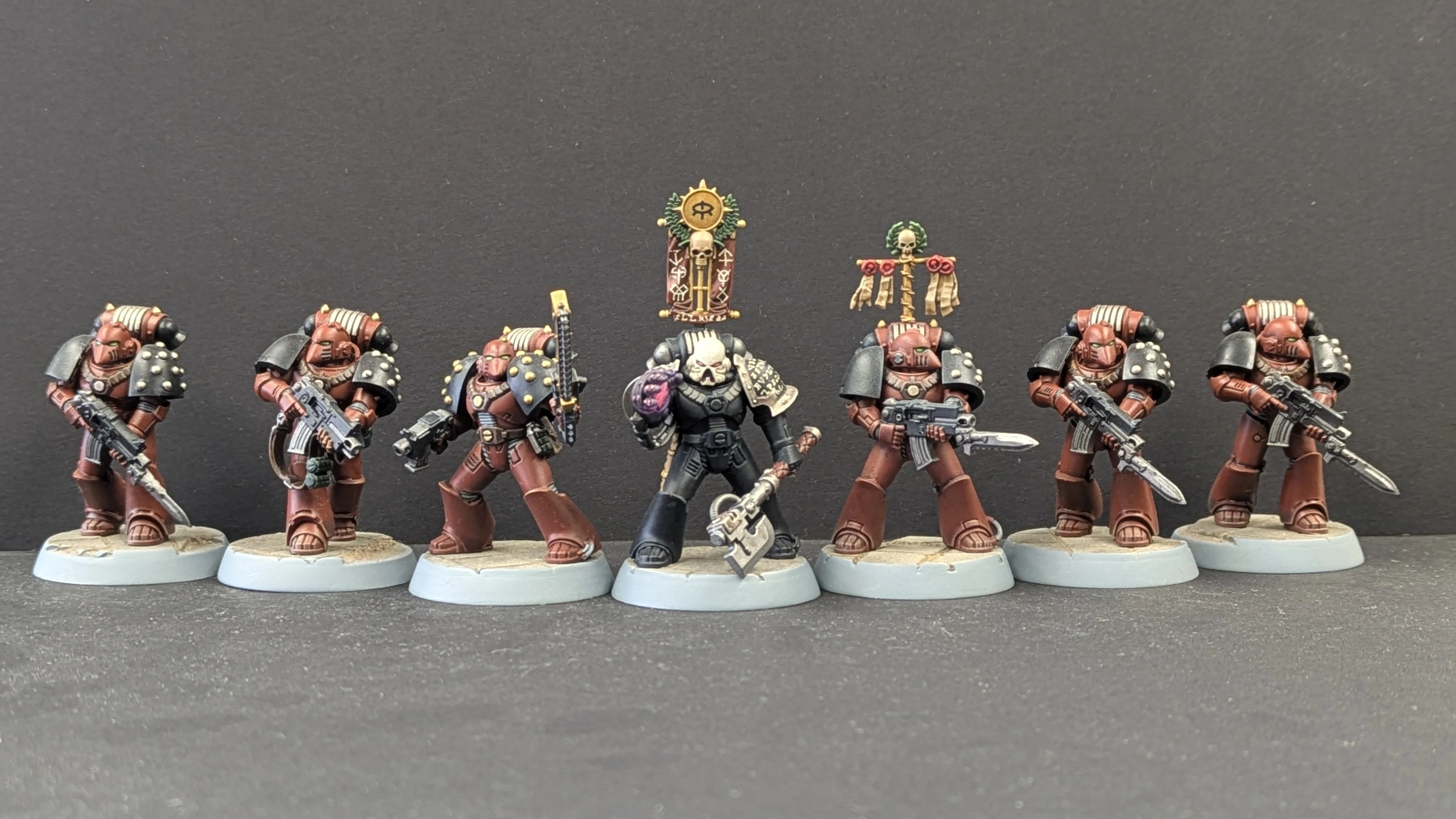 Full Word Bearers squad with Erebus Dark Apostle character centre, Horus Heresy 30k XVII Legion