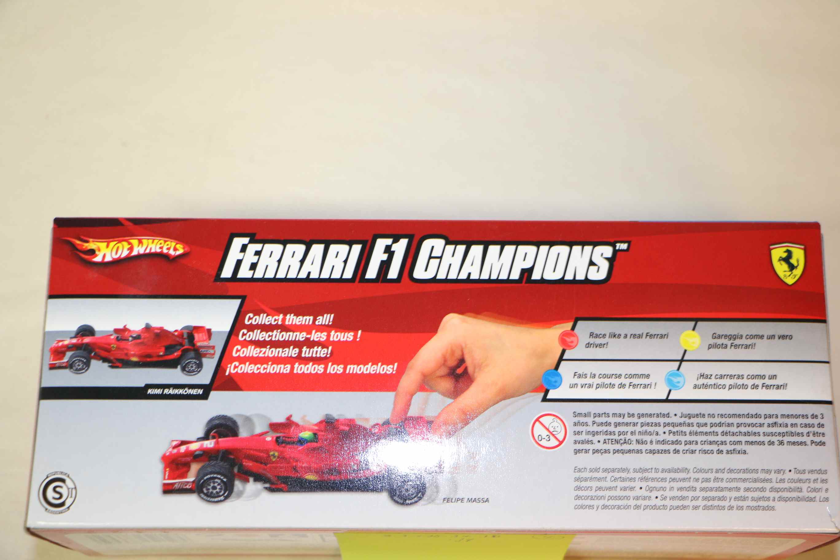 P3341 - HOT WHEELS 1/24 Ferrari F1 Champions WWHP