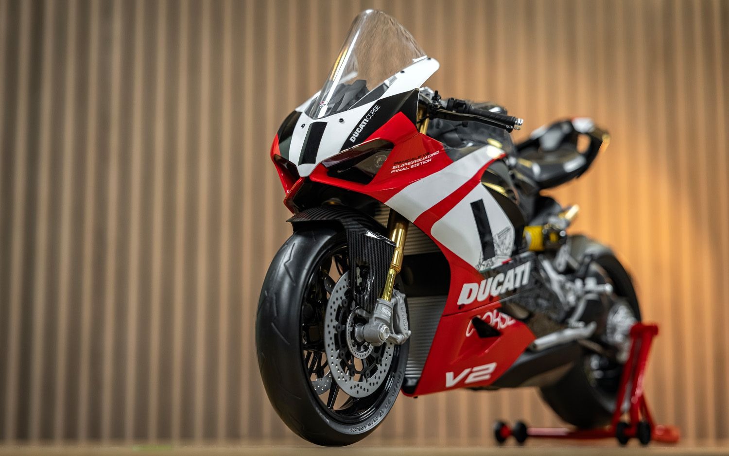 POCHK124 - Pocher 1/4 Ducati Panigale V2 Superquadro Final Edition