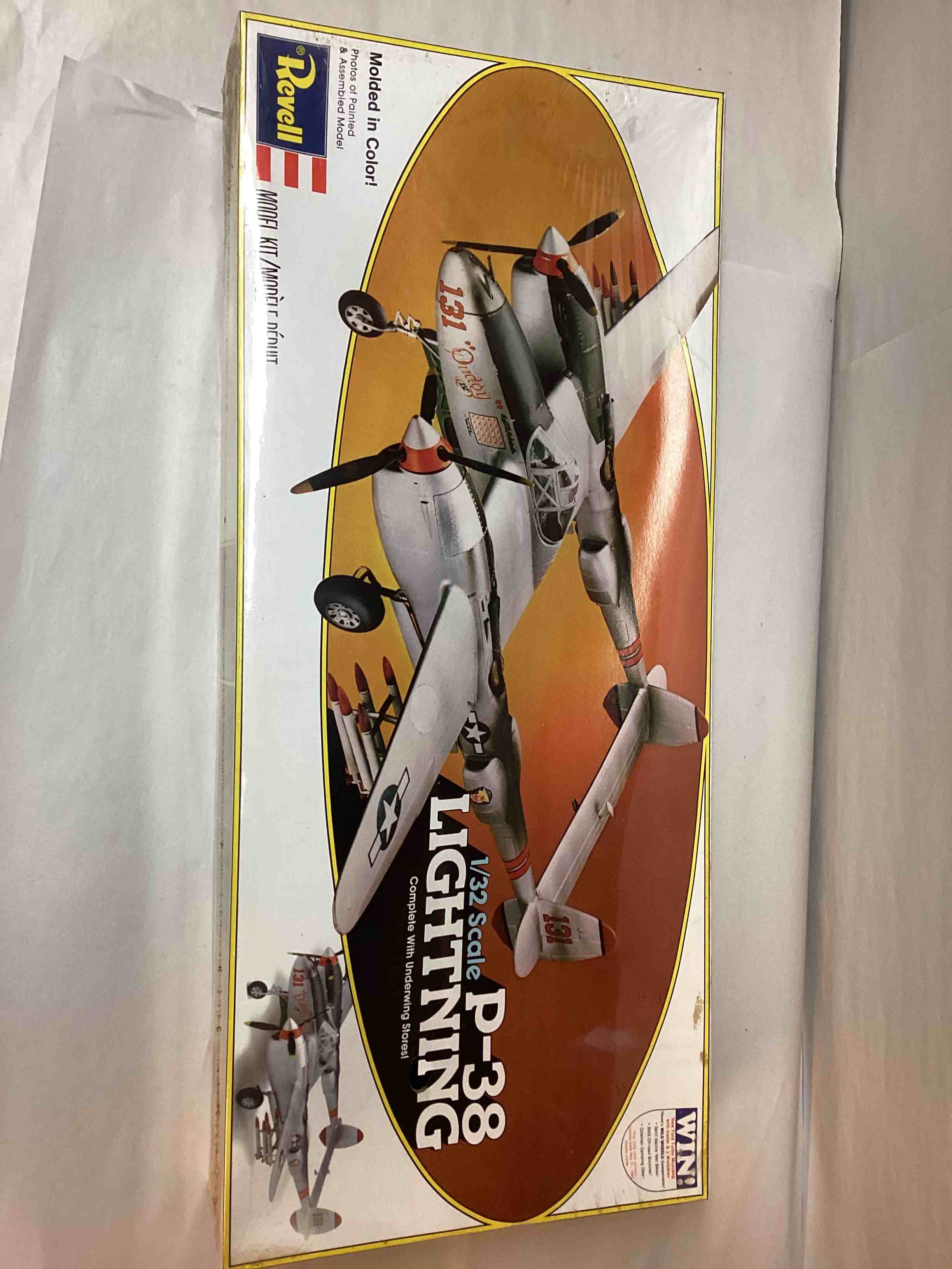 Revell 1/32 P-38J Lightning 4700 - Sealed Mint - Wheels & Wings