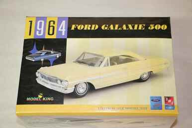 AMT21883 - AMT 1/25 1964 Ford Galaxie 500
