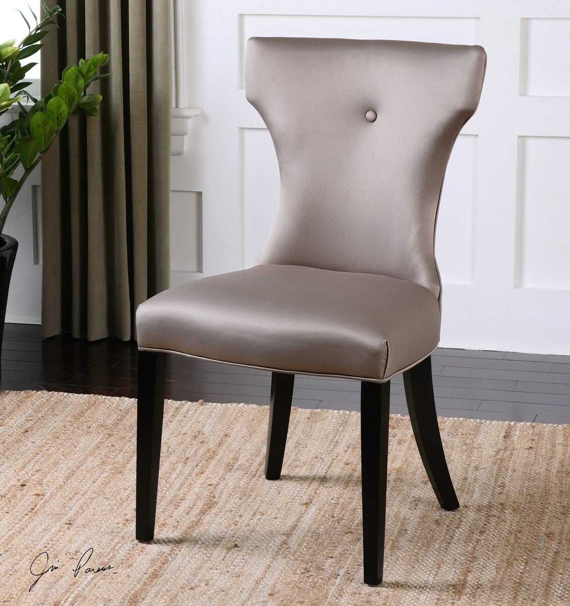 Accent Chairs