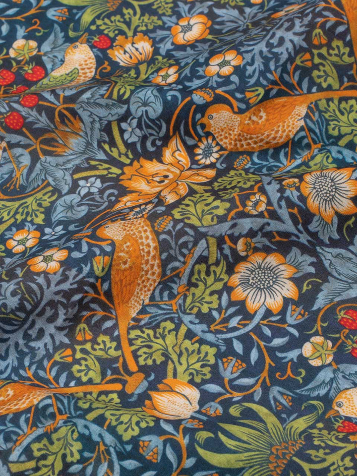 William Morris Navy Strawberry Thief Pocket Square