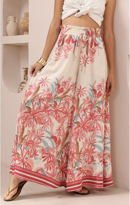 Bring effortless island vibes to your wardrobe with our Reidun Wide Leg Pants. Featuring an elasticised waist and functional pockets, these lightweight flowy pants offer a flattering, easy fit that moves beautifully with you. Pair with a white crop or tank for a chic resort look, perfect for sunny days and relaxed afternoons.
These pants feature:
Elasticised waist with functional drawstring
2 side pockets
Full length, wide leg fit
Tropical palm print
Lightweight
Unlined
Colour: Beige with Pink Palm Print
Fabric: 84% Rayon, 16% Viscose
Size Guide: True to size. Model is 178cm and is wearing a size 8. Bring effortless island vibes to your wardrobe with our Reidun Wide Leg Pants. Featuring an elasticised waist and functional pockets, these lightweight flowy pants offer a flattering, easy fit that moves beautifully with you. Pair with a white crop or tank for a chic resort look, perfect for sunny days and relaxed afternoons.
These pants feature:
Elasticised waist with functional drawstring
2 side pockets
Full length, wide leg fit
Tropical palm print
Lightweight
Unlined
Colour: Beige with Pink Palm Print
Fabric: 84% Rayon, 16% Viscose
Size Guide: True to size. Model is 178cm and is wearing a size 8.