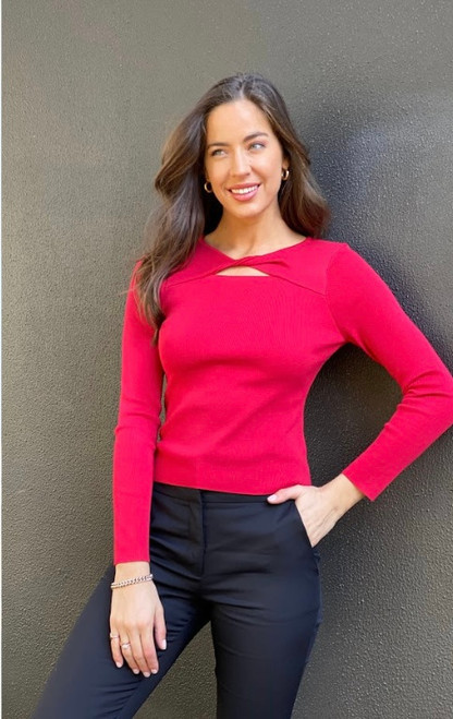 Make a statement in our Bianca Knit Top as this simple, yet sexy top will look perfect worn with your our Wet Look Skinny Jeans, strappy heels and statement jewellery! This show gorgeous top can be worn tucked in or left out.

This top features:

Long sleeves
Twisted Key hole design at the front
Medium weight
Colour: Red

Fabric: 70% Rayon; 30% Nylon

Size Guide: This top is true to size.

Model is 173cm and is wearing a size 8.