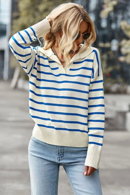 A comfy, relaxed knit that will never go out of style is what we love about our Jessica Cotton Blend Knit. This knit features a lapel collar and classic, horizontal stripe. Whether you're relaxing at home or heading out for a laid-back day, this versatile knit is sure to become a go-to piece in your wardrobe. Pair with your fave denim for an effortless, chic look. 

This top features: 

Lapel collar
Long sleeves with ribbed cuffs
Dropped shoulders
Ribbed hemline
Relaxed fit
Colour:Cream with Blue Stripes

Fabric: 50% Cotton, 50% Polyester

Size Guide: Size S = size 8, size M = size 10, size L = size 12, size XL = size 14.