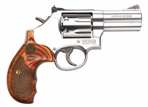 Smith and Wesson 686 Deluxe 357mag 3" Ss As 7rd Smith and Wesson 686 Deluxe 357mag 3" Ss As 7rd