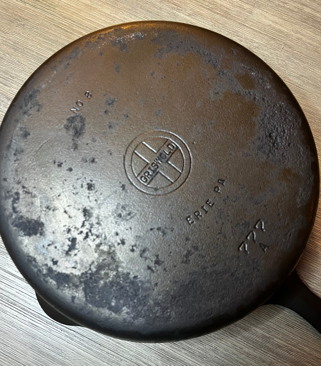 Griswold Cast Iron No 8 Chicken Fryer Skillet in a Hammered -  New  Zealand