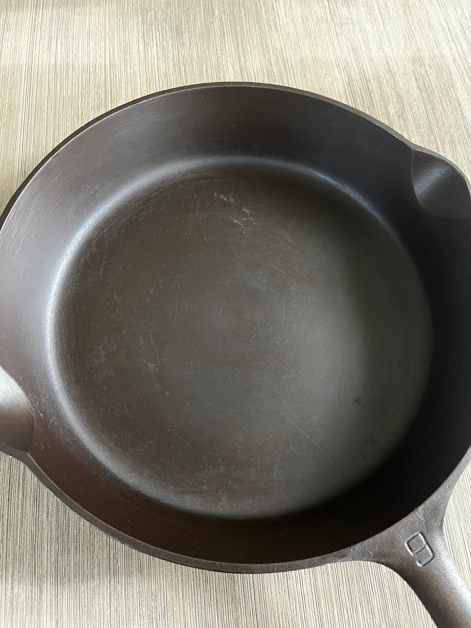 9 Griswold Set- Skillet and Lid (SOLD)