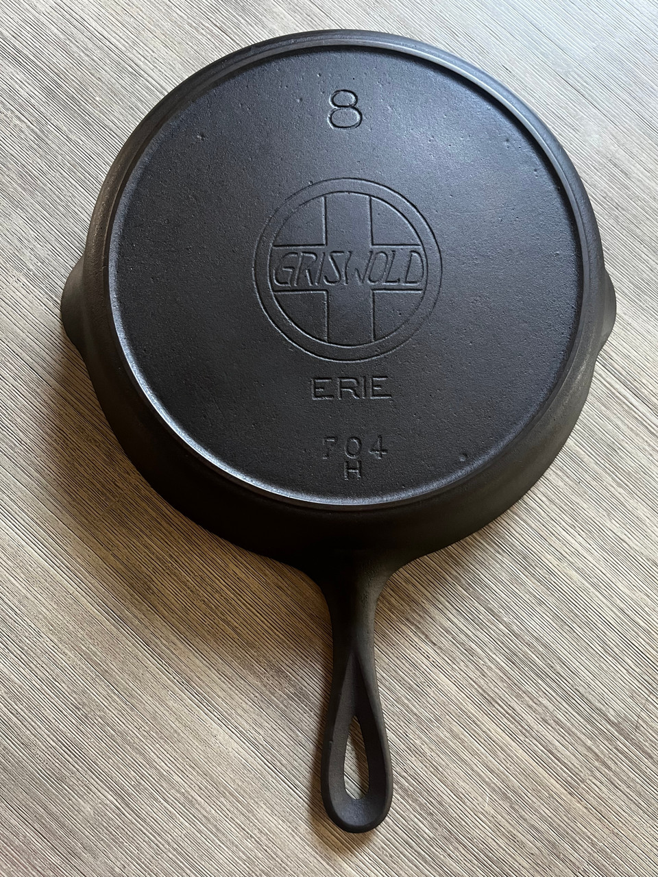 8 Griswold Slant Logo 