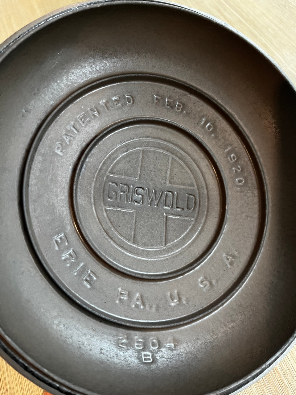 Griswold #7 Tite Top Dutch Oven w/ Trivet (SOLD)