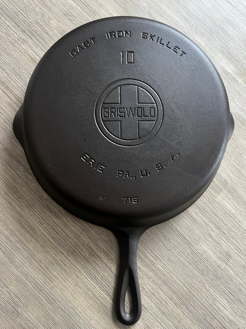 #10 Griswold LBL Skillet- smooth bottom (SOLD)