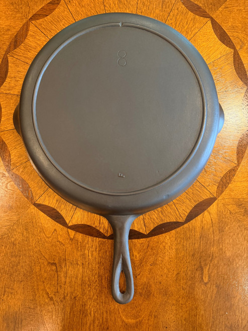 #8 'Single Notch' Lodge skillet (free shipping)