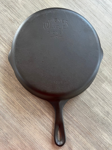 VTG Lodge #8 Cast Iron Skillet & VTG C-8 Wagner Glass Lid