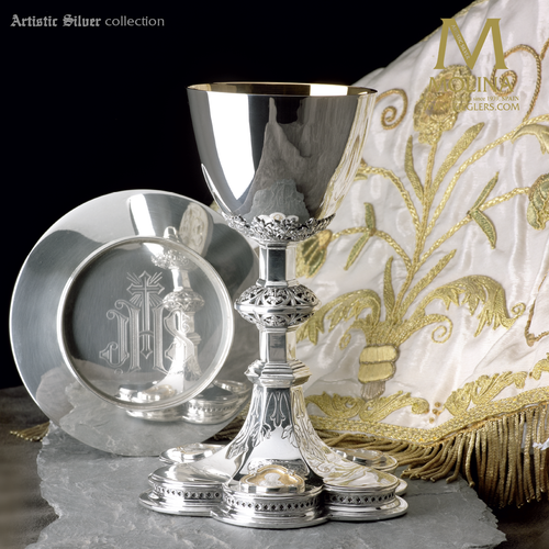 Holy Family Chalice & Paten 8-7/8" x 4-1/8" Raised Medallions 15 Oz 2480 Spain  Holy Family Chalice & Paten 8-7/8" x 4-1/8" Raised Medallions 15 Oz 2480 Spain
