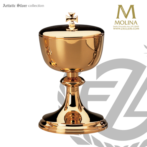 Classic Style covered ciborium stands 7 and 1 quarter inches high with 200 host capacity accent cross on base with choice of 2 finishes made in spain by artistic silver 2485 Classic Style covered ciborium stands 7 and 1 quarter inches high with 200 host capacity accent cross on base with choice of 2 finishes made in spain by artistic silver 2485