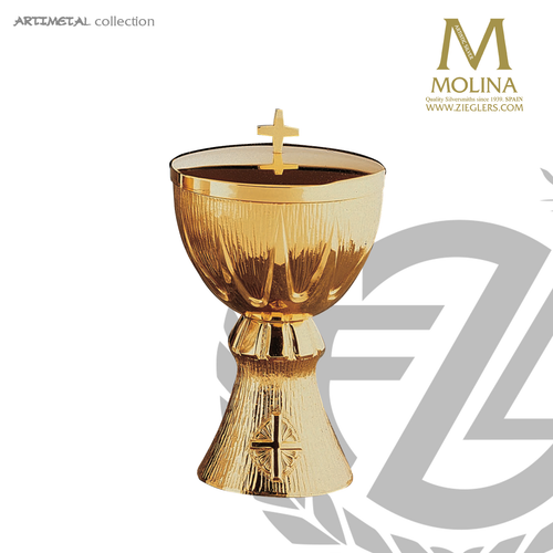 Covered Ciborium 7-1/4"x 4-1/8" Gold Plated 200 Host Capacity 5021 Spain  Covered Ciborium 7-1/4"x 4-1/8" Gold Plated 200 Host Capacity 5021 Spain
