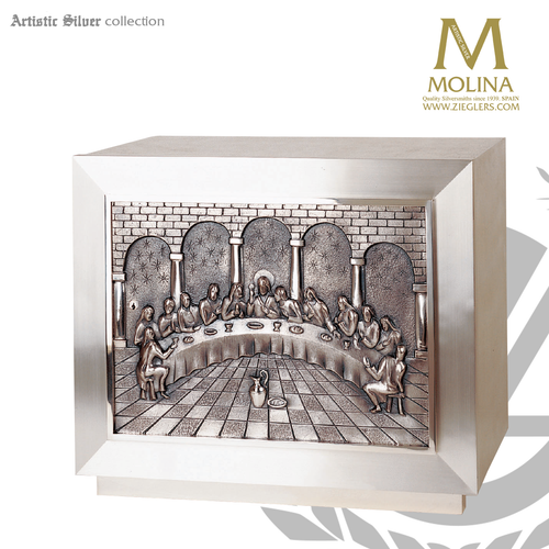 Last supper tabernacle stands 15 and 3 quarters inches high with choice of brass or silver plate finishes made in spain by molina AS5567L Last supper tabernacle stands 15 and 3 quarters inches high with choice of brass or silver plate finishes made in spain by molina AS5567L