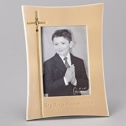Blessed-Sacrament-and-cross-first-Communion-Photo-Frame-with-made-of-resin-for-a-4-by-6-inch-photo-RO40679 Blessed-Sacrament-and-cross-first-Communion-Photo-Frame-with-made-of-resin-for-a-4-by-6-inch-photo-RO40679