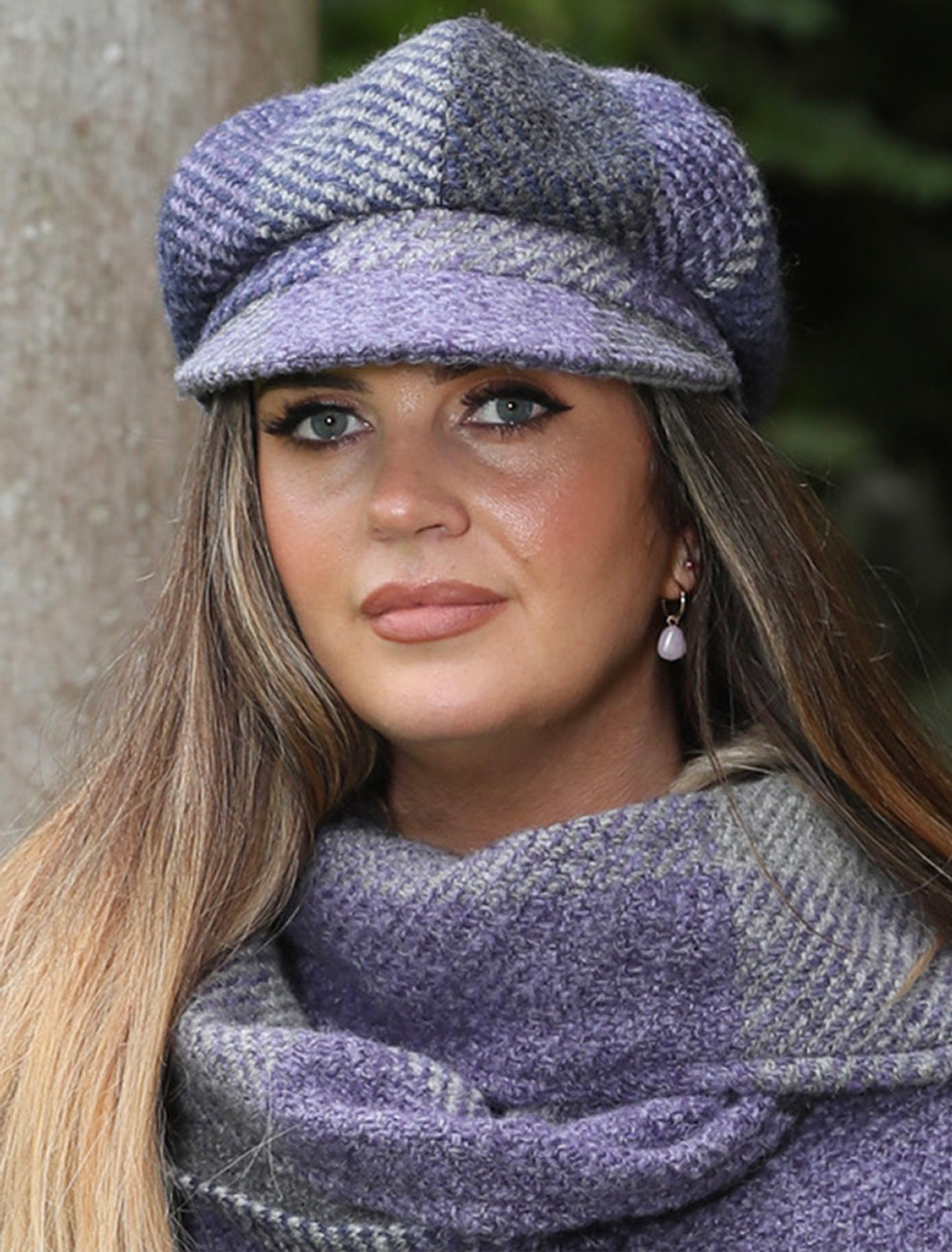 Louis Vuitton LV Women’s Wool Beanie Hat: Mint Condition: Authentic