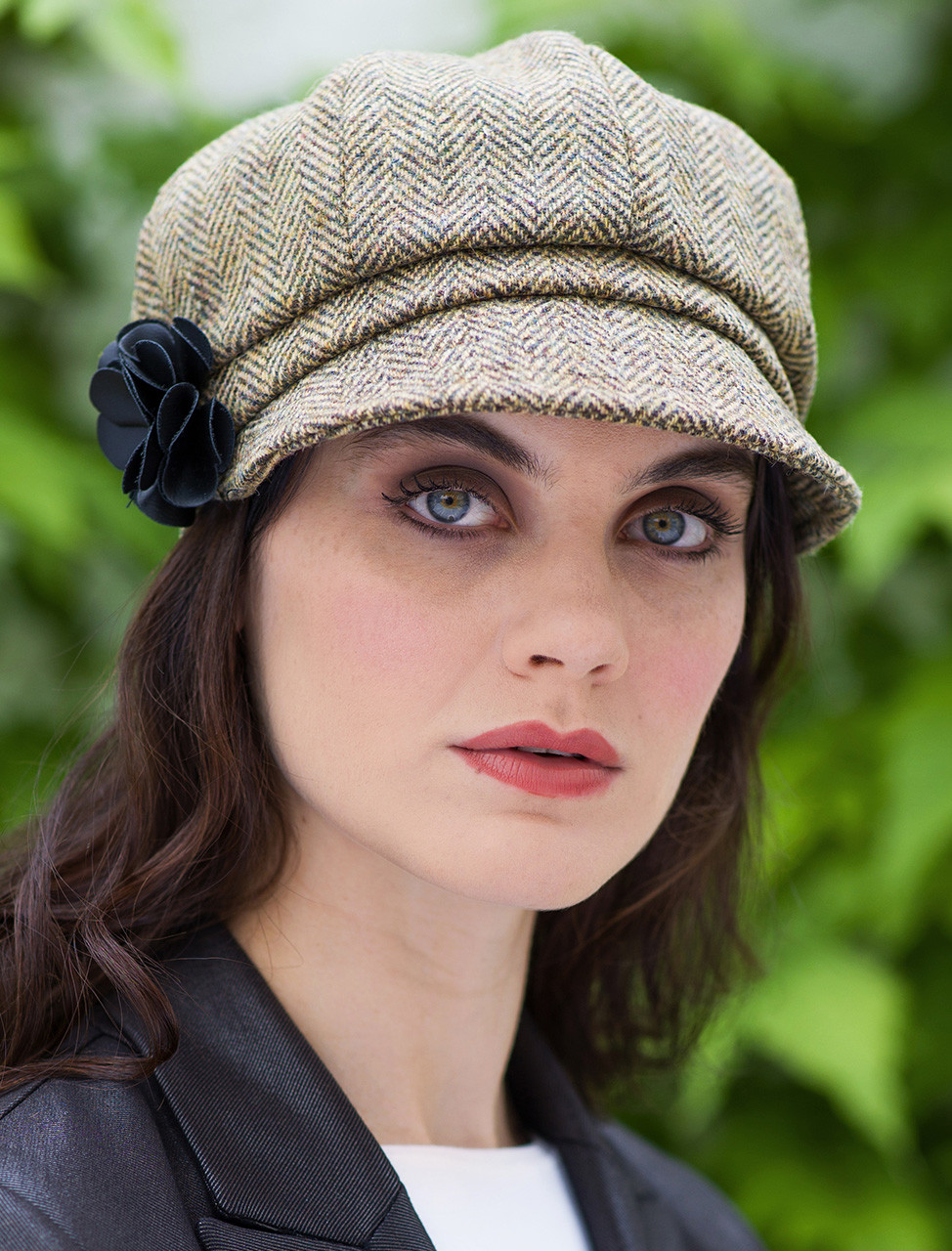 Ladies Tweed Newsboy Hat Light Brown Mucros Weavers