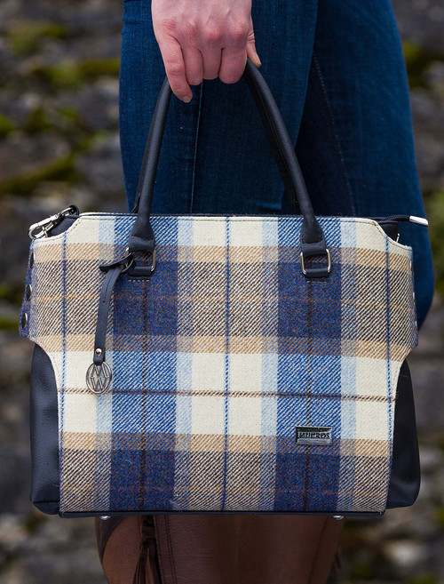 & Cream Beige Navy Plaid