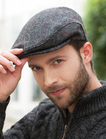 beard and flat cap