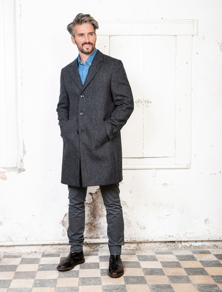 Lovat Keeper's Tweed Raglan Coat – Drakes