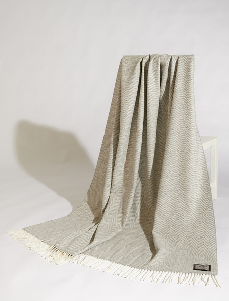 Avoca online herringbone throw