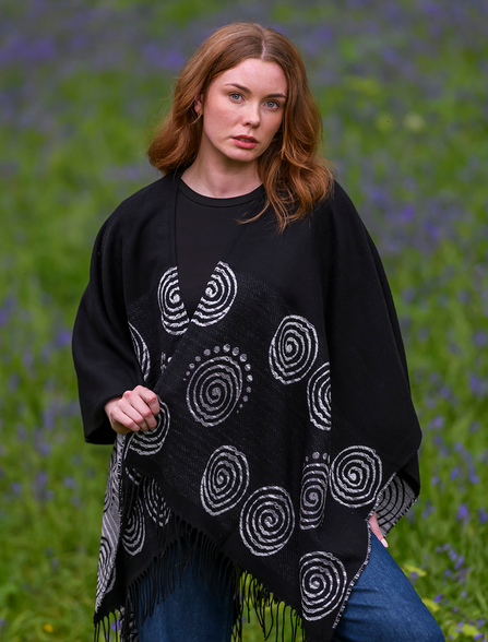 Fringed Celtic Spiral Shawl - Black & White