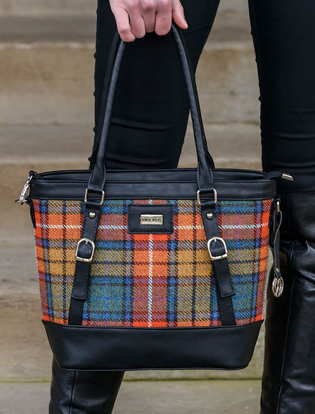 Tweedland The Gentlemen's club: The Hermès ( Grace ) Kelly Bag