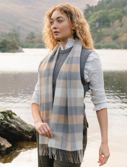 Fine Merino Plaid Scarf - Camel Grey & White