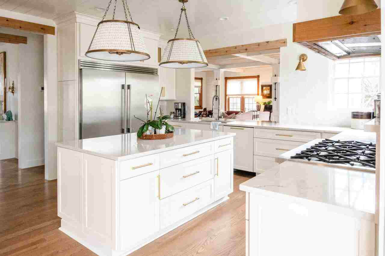 Niki Komorek’s Kitchen - KraftMaid