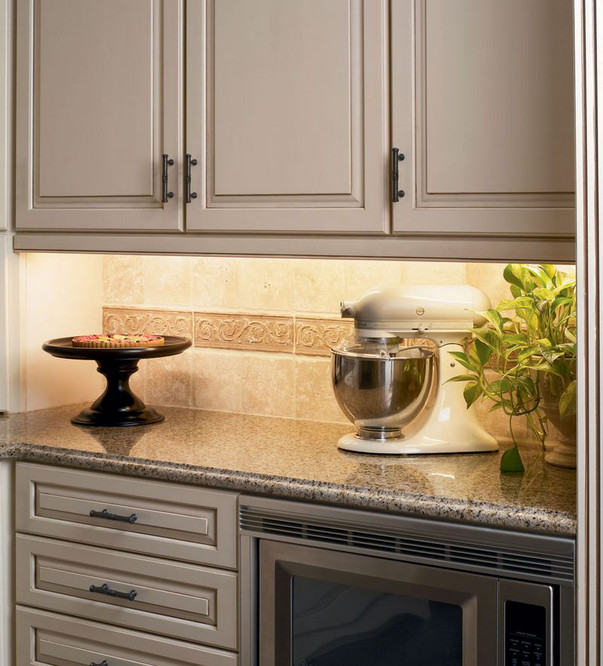 kraftmaid under cabinet lighting